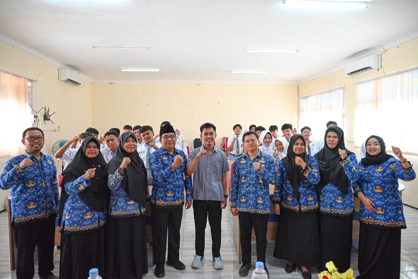 SMKN 1 Sampang Hadirkan Agency Today Creative dalam Program IDUKA Mengajar, Bahas Strategi Live Selling di TikTok dan Shopee